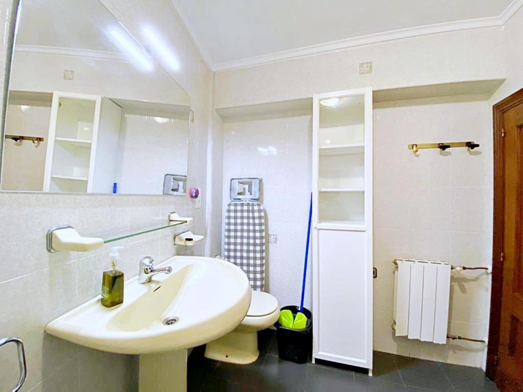Apartamentos Milan 1 Wifi Y Parking Gratuito 奥维耶多 外观 照片